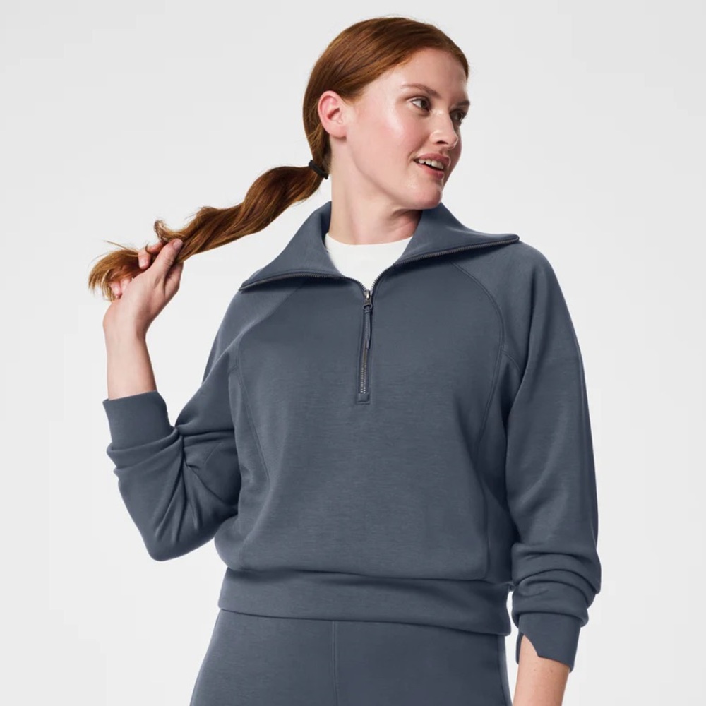 Spanx Air Essentials Half Zip in Dark Storm size Medium